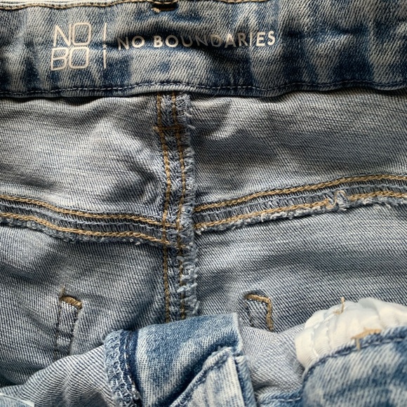 2 pairs of high waisted jeans size 11 - Picture 2 of 4